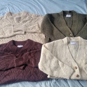 Womens cozy fall sweater lot, Size s/xs.